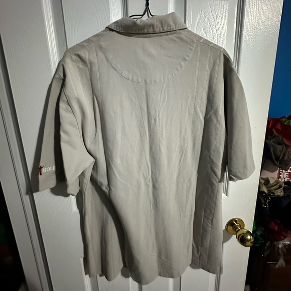 Weir golf button up polo ๐ - Picture 2 of 5